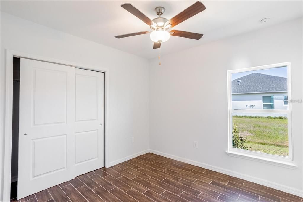 For Sale: $359,000 (4 beds, 2 baths, 1691 Square Feet)