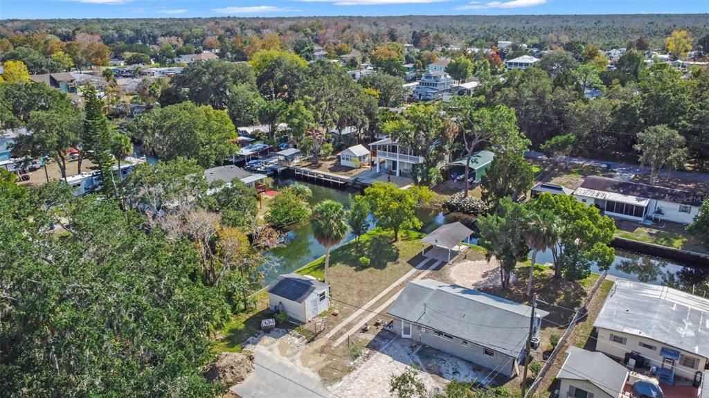 En Venta: $295,000 (0.10 acres)