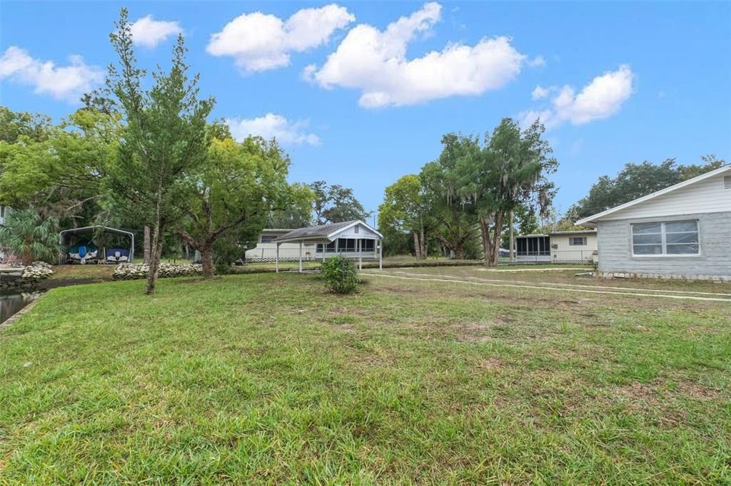 En Venta: $295,000 (0.10 acres)