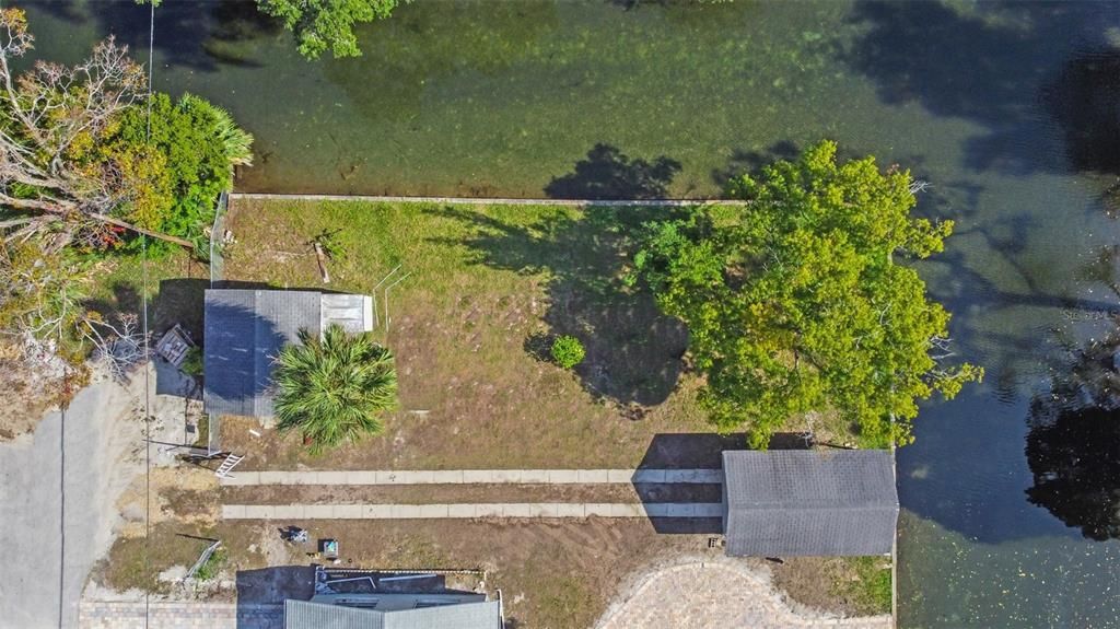 En Venta: $295,000 (0.10 acres)