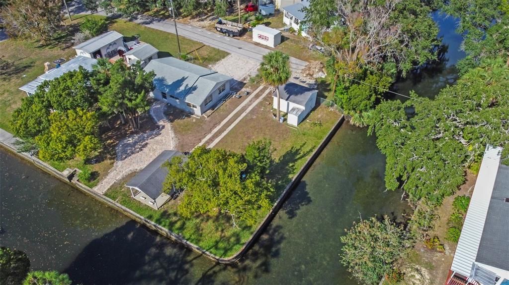 En Venta: $295,000 (0.10 acres)