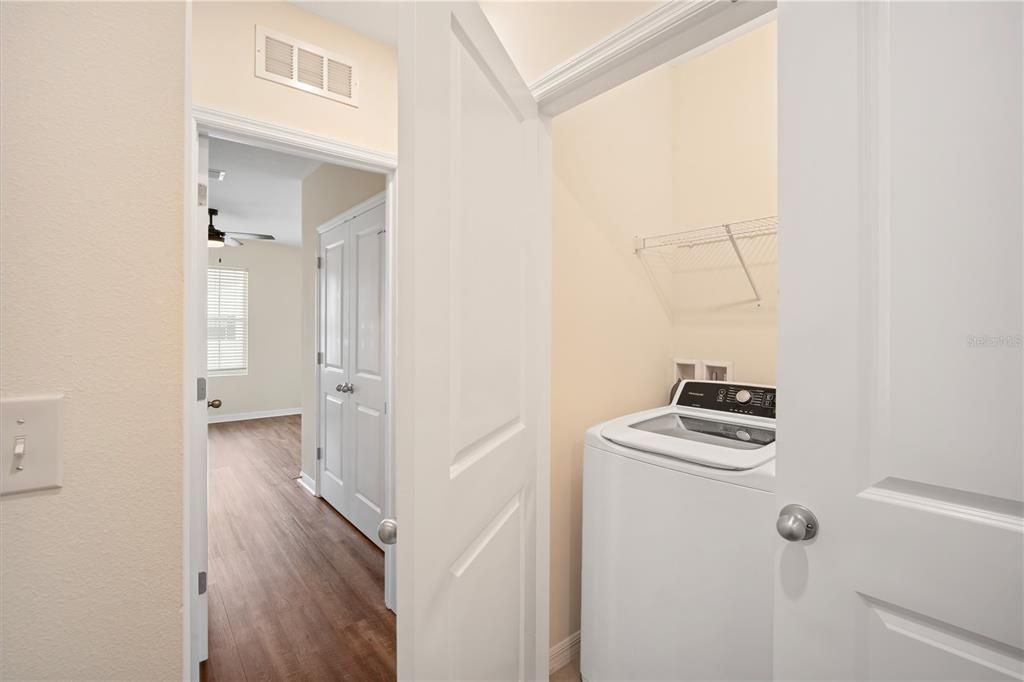 出租: $2,050 (3 贝兹, 2 浴室, 1707 平方英尺)