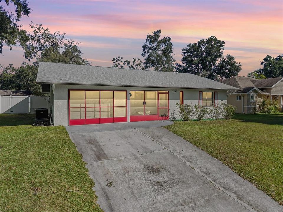 Recently Sold: $250,000 (3 beds, 2 baths, 1457 Square Feet)