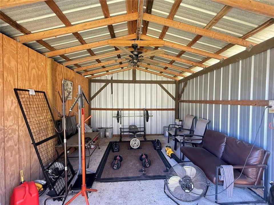 For Sale: $300,000 (3 beds, 2 baths, 1008 Square Feet)