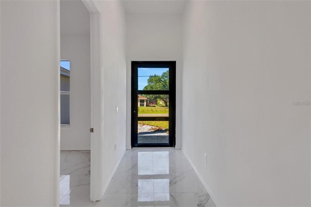 For Rent: $2,800 (4 beds, 3 baths, 2153 Square Feet)