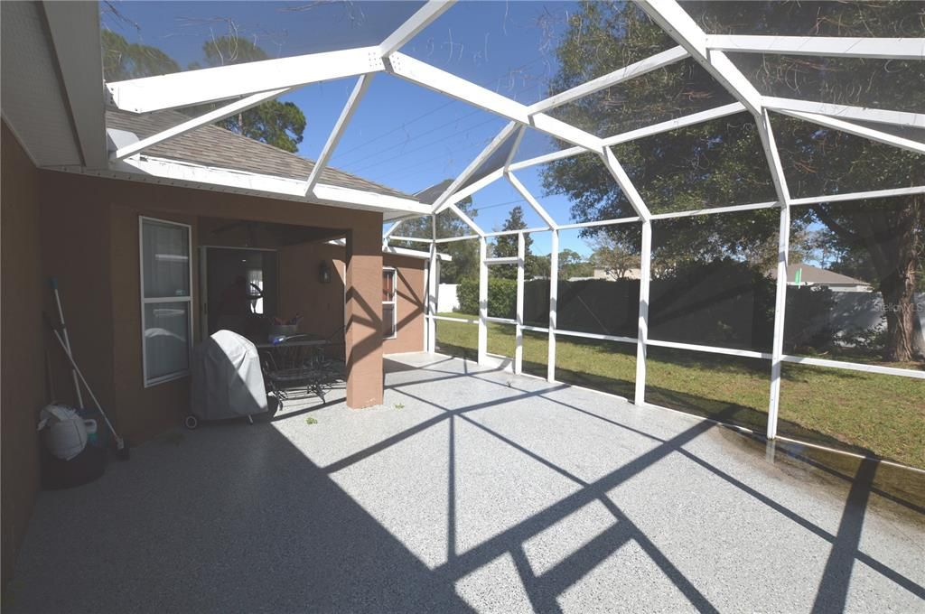 For Sale: $420,000 (3 beds, 3 baths, 2534 Square Feet)