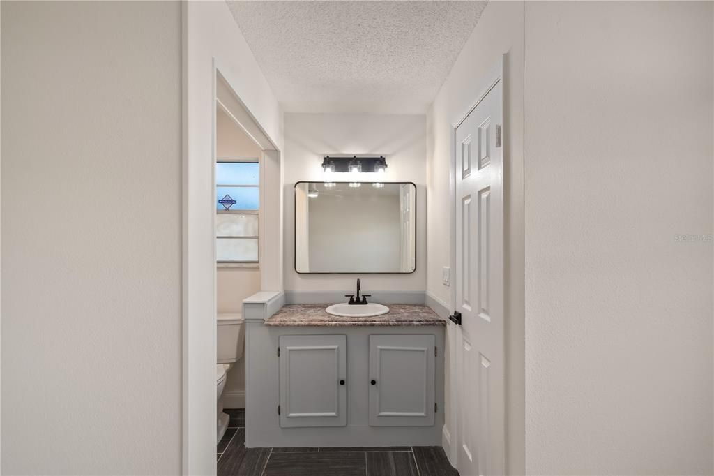 Active With Contract: $1,500 (3 beds, 2 baths, 1372 Square Feet)