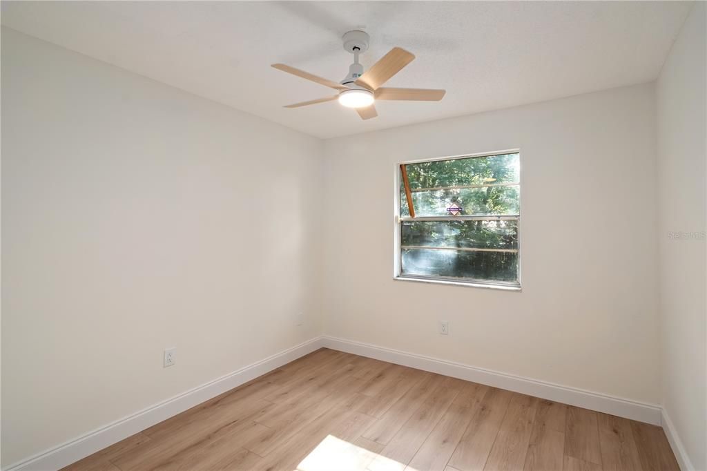 Active With Contract: $1,500 (3 beds, 2 baths, 1372 Square Feet)