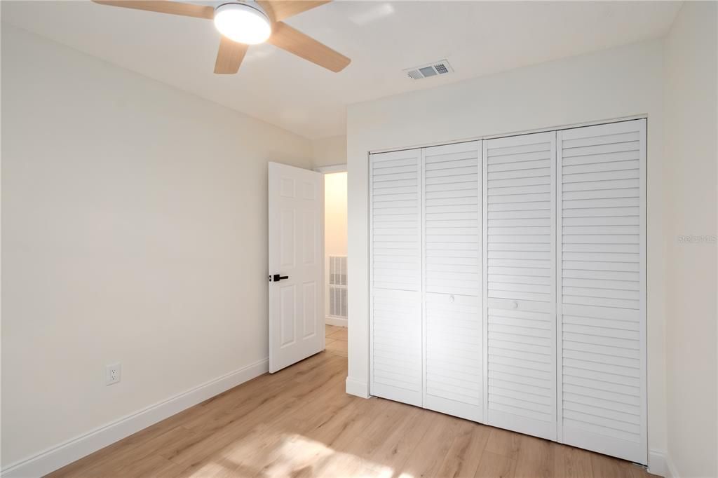 Active With Contract: $1,500 (3 beds, 2 baths, 1372 Square Feet)