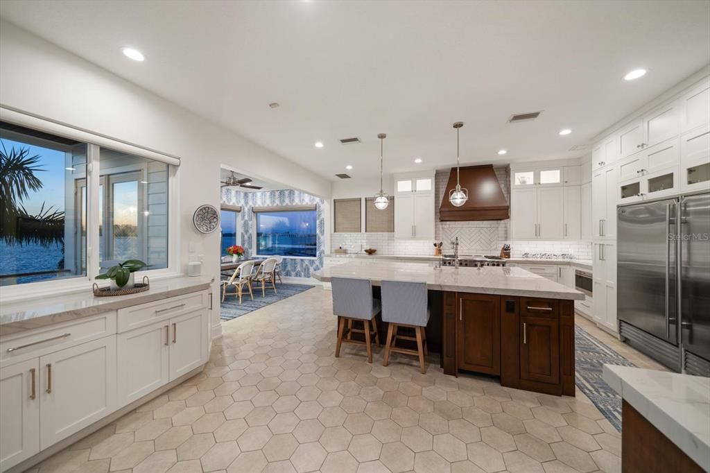 En Venta: $8,500,000 (5 camas, 5 baños, 5734 Pies cuadrados)