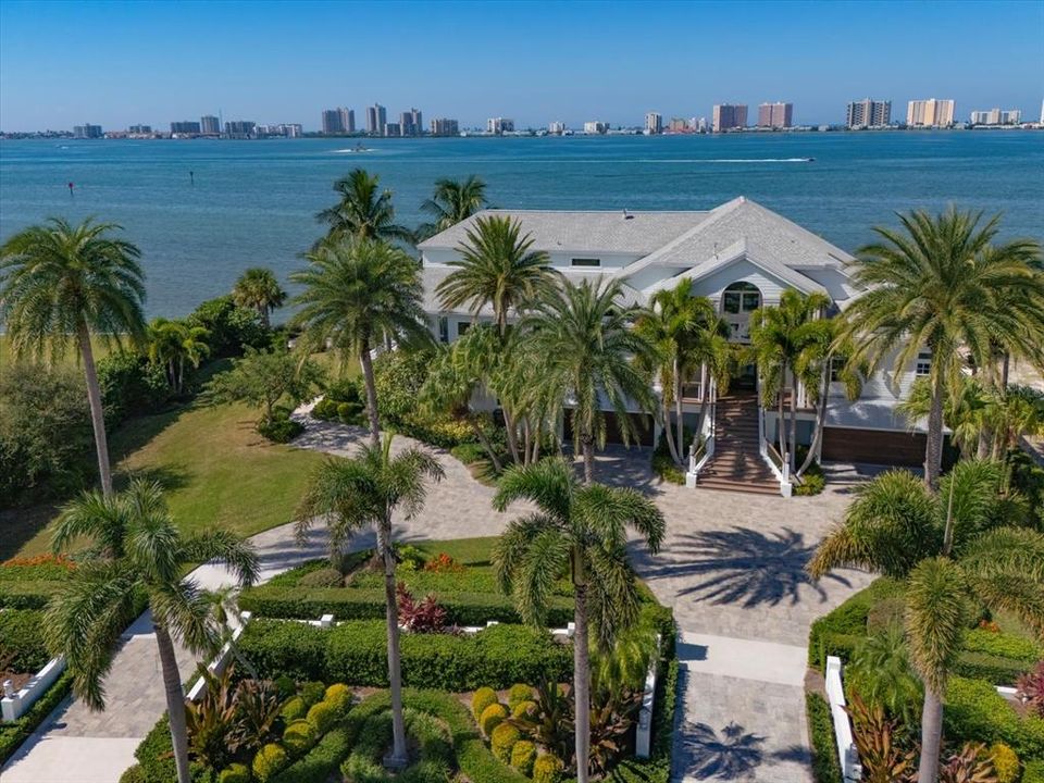 En Venta: $8,500,000 (5 camas, 5 baños, 5734 Pies cuadrados)