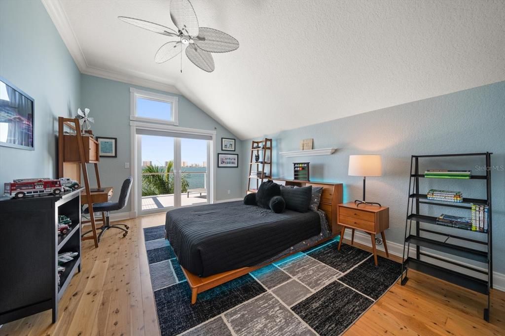 En Venta: $8,500,000 (5 camas, 5 baños, 5734 Pies cuadrados)