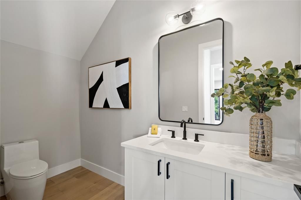 Под контрактом: $1,475,000 (5 спален, 4 ванн, 3859 Квадратных фут)