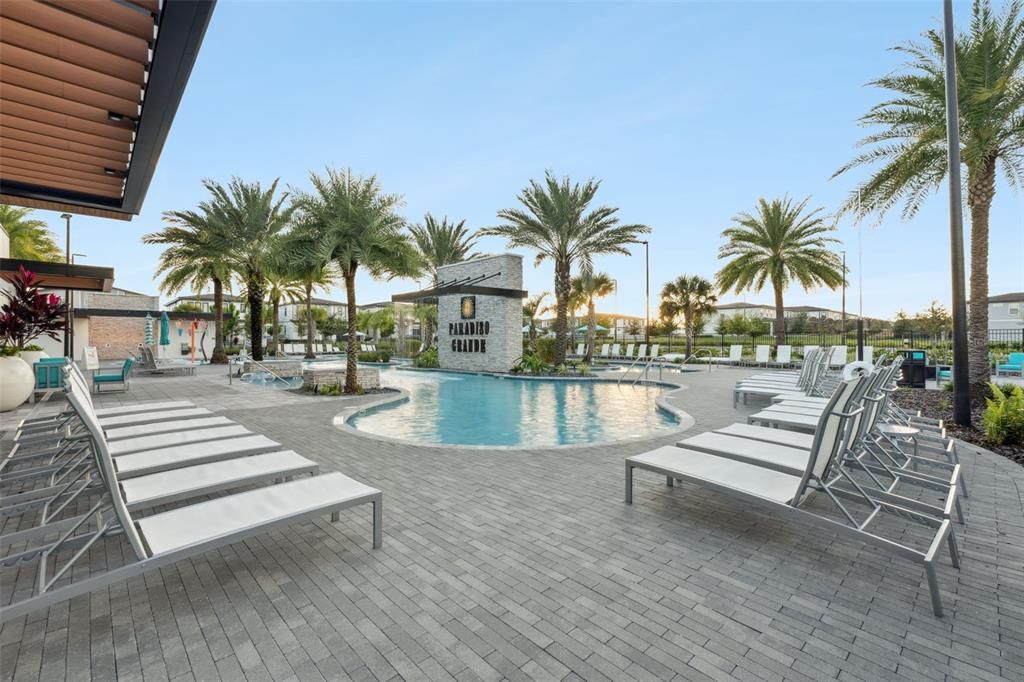 For Sale: $969,000 (5 beds, 5 baths, 1918 Square Feet)