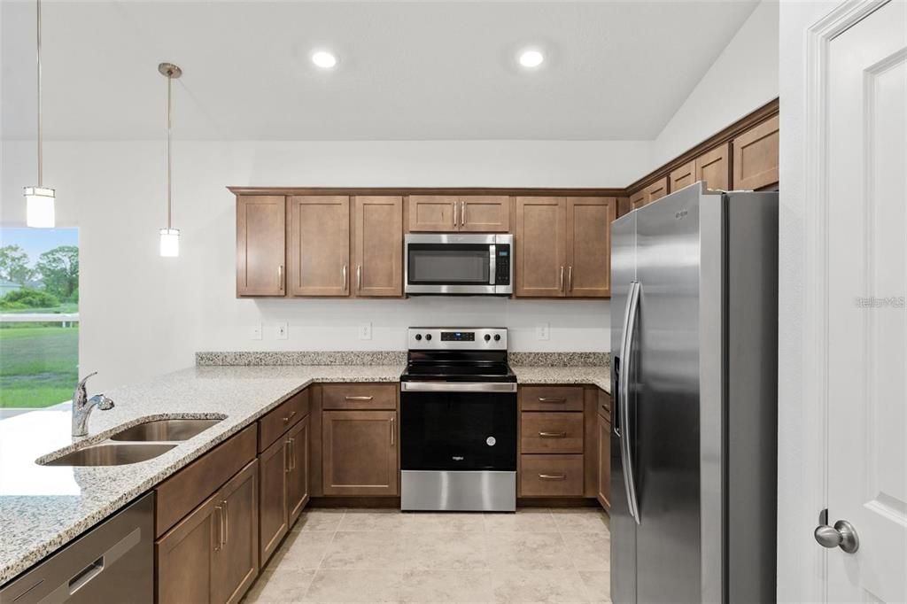 For Sale: $299,000 (4 beds, 2 baths, 1691 Square Feet)