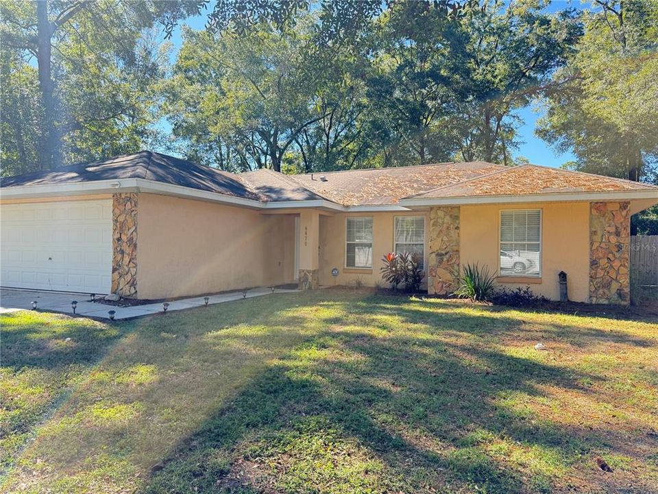 For Sale: $300,000 (3 beds, 2 baths, 1341 Square Feet)