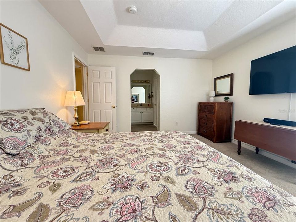 For Sale: $300,000 (3 beds, 2 baths, 1341 Square Feet)