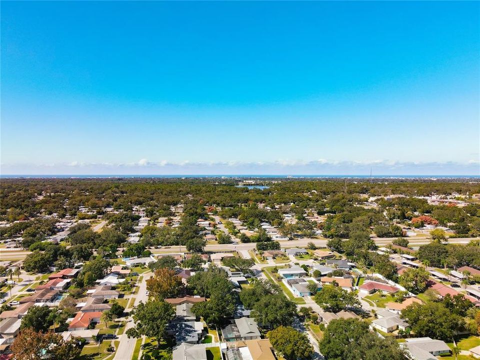 合同活跃: $399,900 (3 贝兹, 2 浴室, 1861 平方英尺)