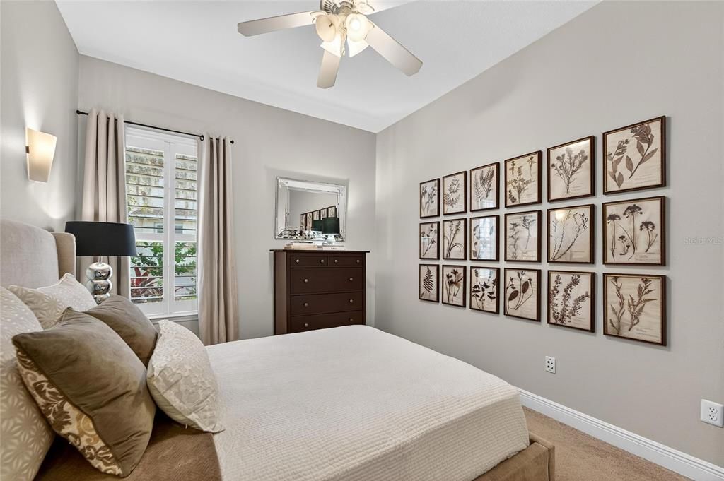 For Sale: $800,000 (4 beds, 3 baths, 2988 Square Feet)