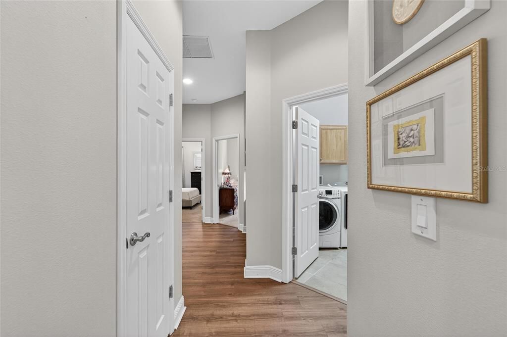 For Sale: $800,000 (4 beds, 3 baths, 2988 Square Feet)