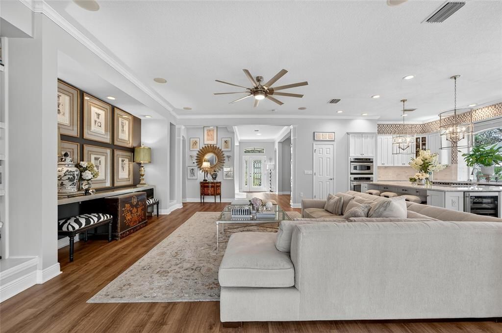 For Sale: $800,000 (4 beds, 3 baths, 2988 Square Feet)