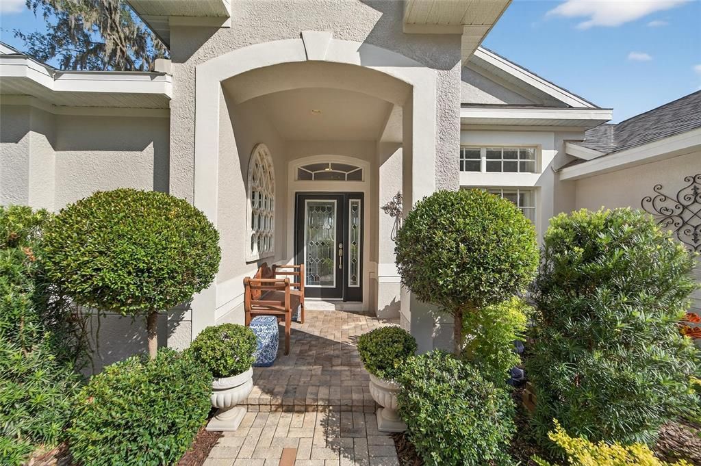 For Sale: $800,000 (4 beds, 3 baths, 2988 Square Feet)