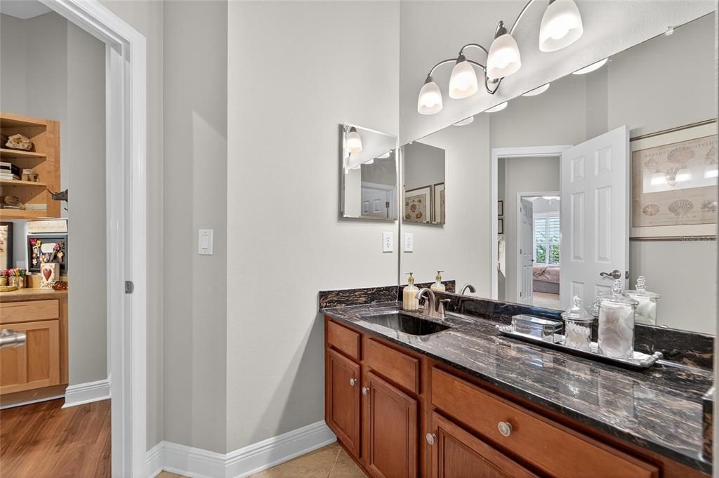 For Sale: $800,000 (4 beds, 3 baths, 2988 Square Feet)