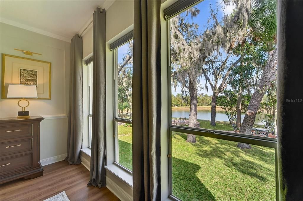 For Sale: $800,000 (4 beds, 3 baths, 2988 Square Feet)