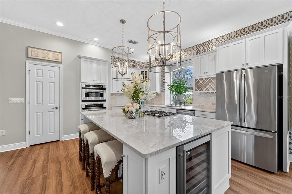 For Sale: $800,000 (4 beds, 3 baths, 2988 Square Feet)