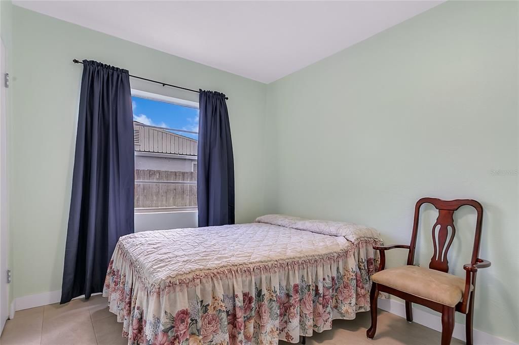 Active With Contract: $295,000 (3 beds, 1 baths, 1200 Square Feet)