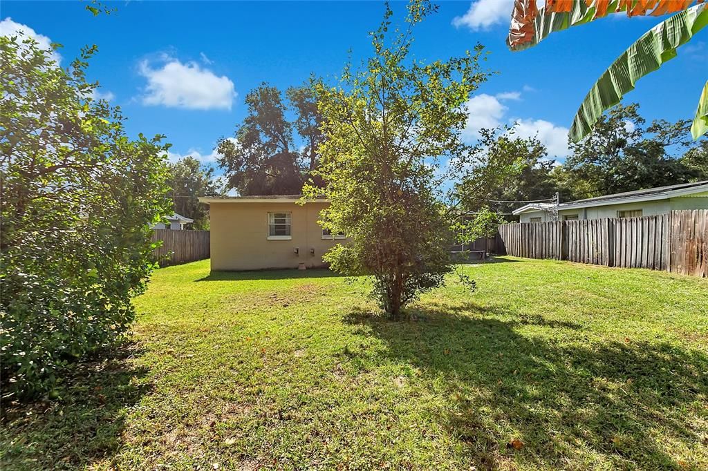 Active With Contract: $295,000 (3 beds, 1 baths, 1200 Square Feet)