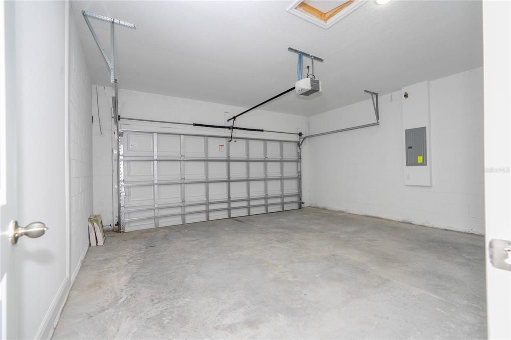 待售: $235,900 (4 贝兹, 2 浴室, 1580 平方英尺)