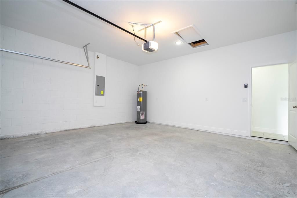 待售: $235,900 (4 贝兹, 2 浴室, 1580 平方英尺)