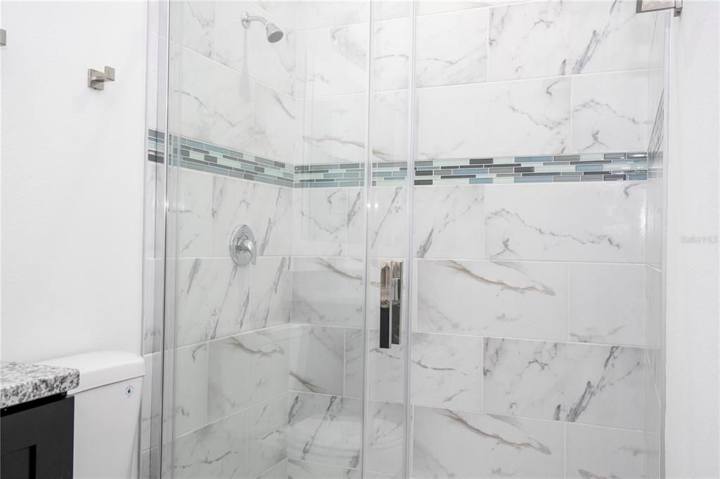 待售: $235,900 (4 贝兹, 2 浴室, 1580 平方英尺)