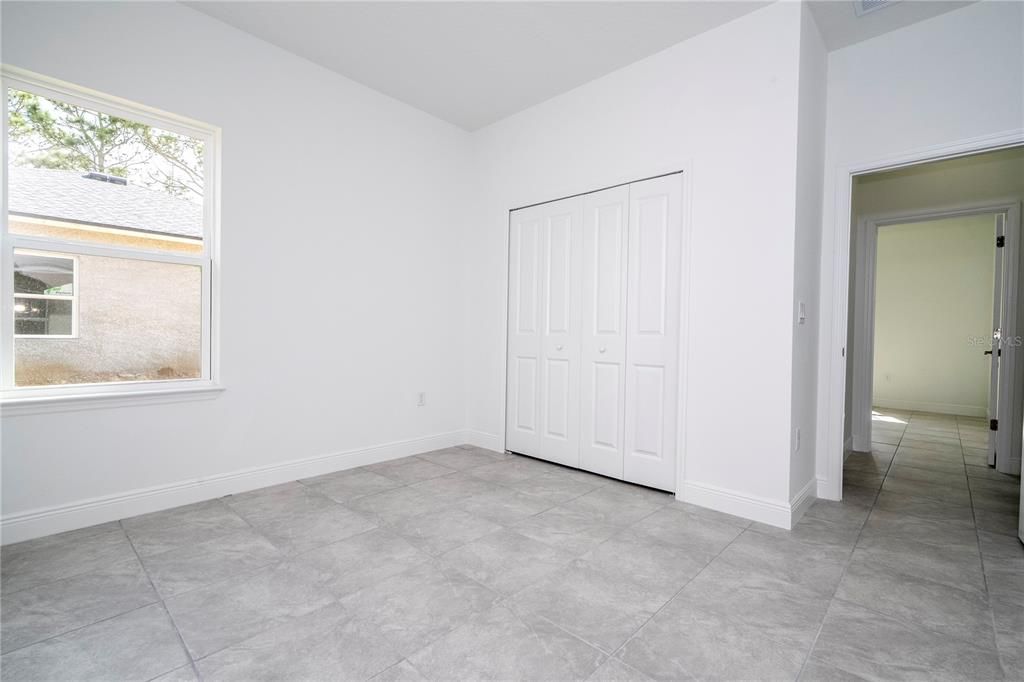 待售: $235,900 (4 贝兹, 2 浴室, 1580 平方英尺)