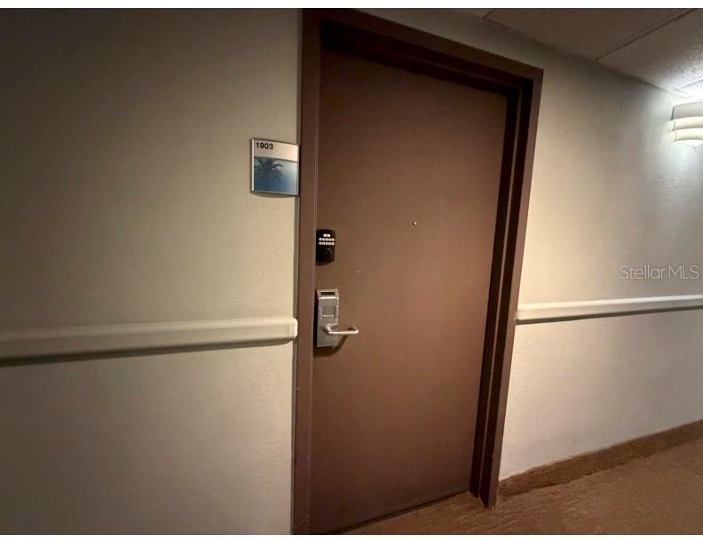 For Rent: $1,700 (2 beds, 2 baths, 578 Square Feet)