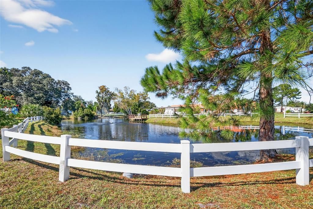 На продажу: $180,000 (2 спален, 2 ванн, 1170 Квадратных фут)