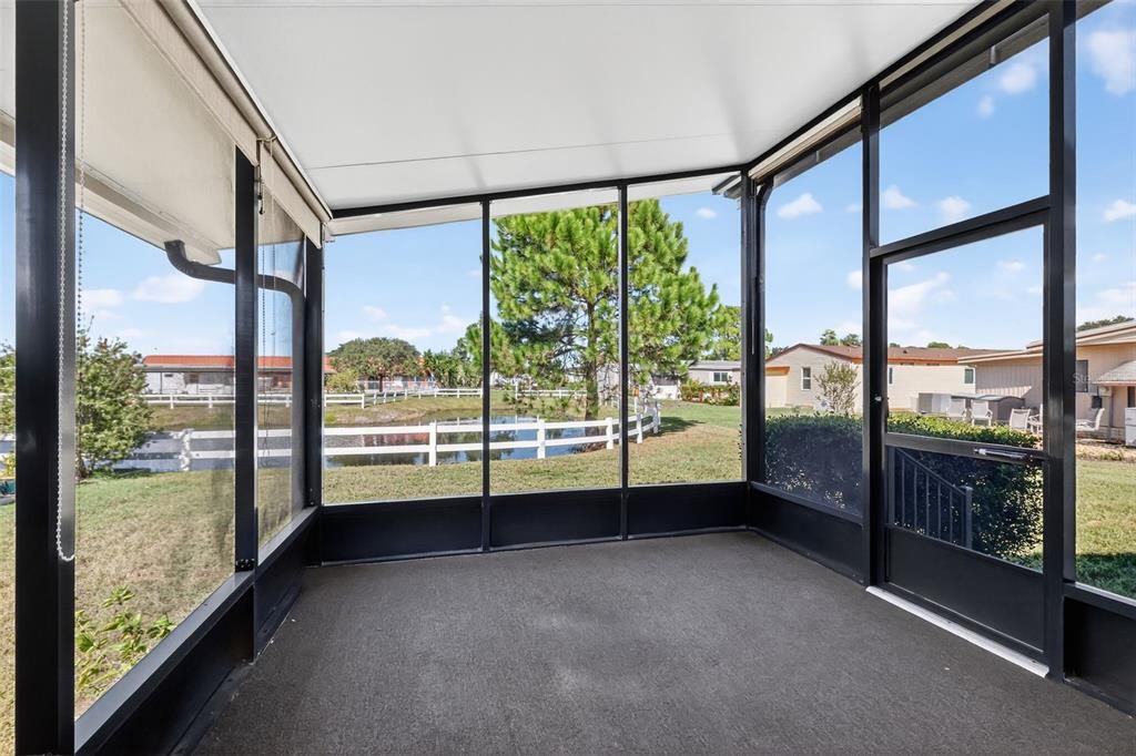 На продажу: $180,000 (2 спален, 2 ванн, 1170 Квадратных фут)