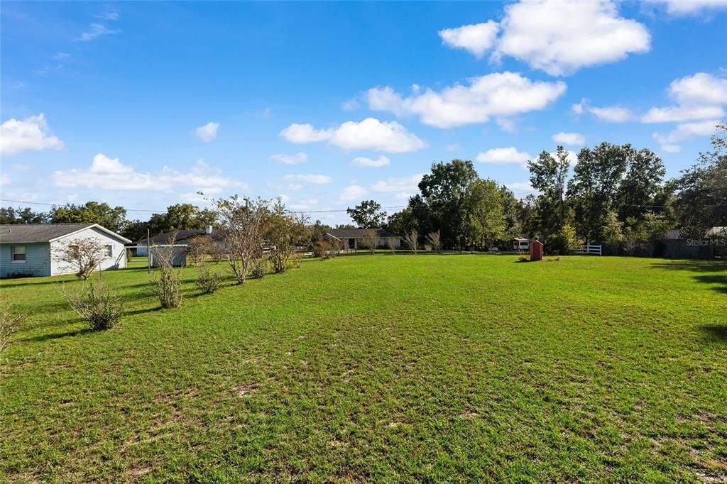 Active With Contract: $269,000 (3 beds, 2 baths, 1377 Square Feet)