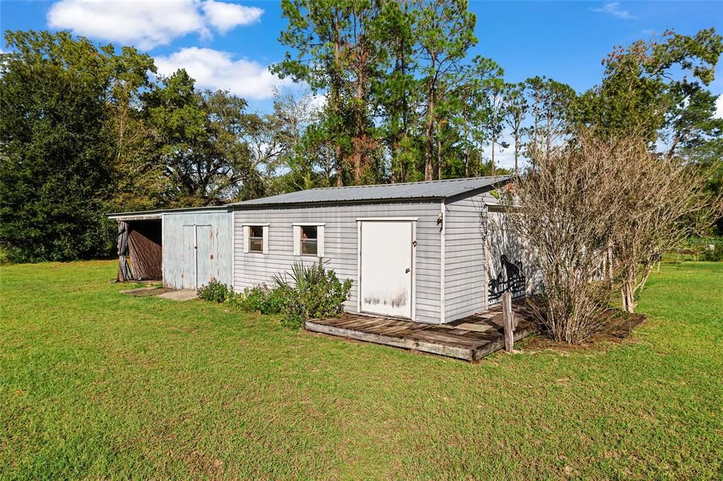 Active With Contract: $269,000 (3 beds, 2 baths, 1377 Square Feet)