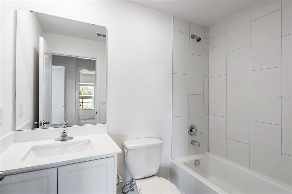 For Sale: $256,900 (3 beds, 2 baths, 1597 Square Feet)