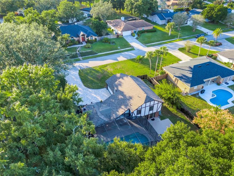 待售: $888,000 (4 贝兹, 2 浴室, 2240 平方英尺)