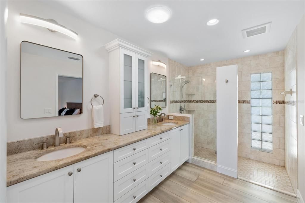 待售: $1,050,000 (3 贝兹, 3 浴室, 1517 平方英尺)