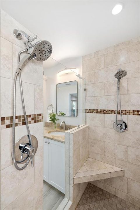 待售: $1,050,000 (3 贝兹, 3 浴室, 1517 平方英尺)