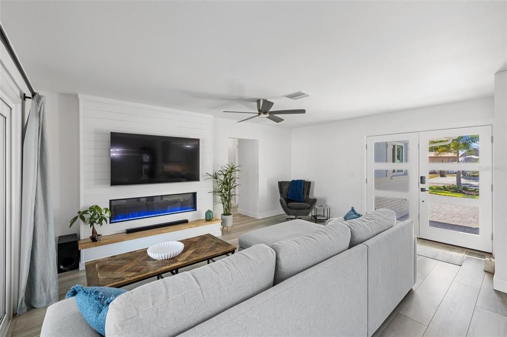 待售: $1,050,000 (3 贝兹, 3 浴室, 1517 平方英尺)