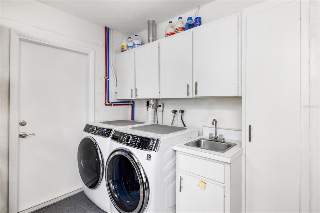 待售: $1,050,000 (3 贝兹, 3 浴室, 1517 平方英尺)