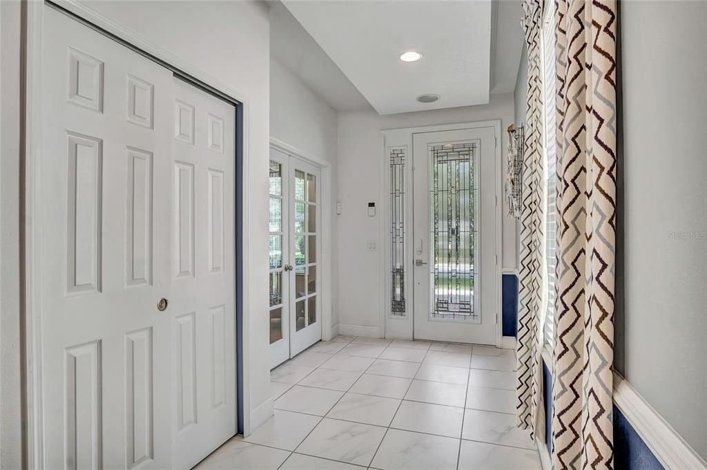 合同活跃: $485,000 (3 贝兹, 2 浴室, 2207 平方英尺)