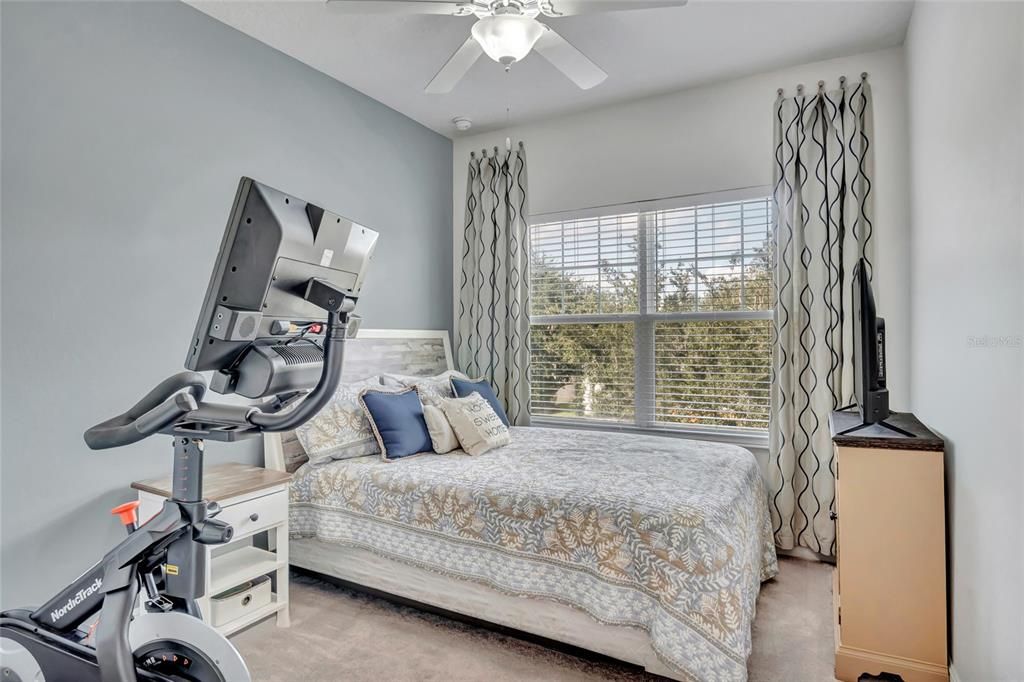 合同活跃: $485,000 (3 贝兹, 2 浴室, 2207 平方英尺)