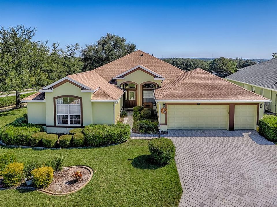 待售: $425,000 (3 贝兹, 2 浴室, 2607 平方英尺)