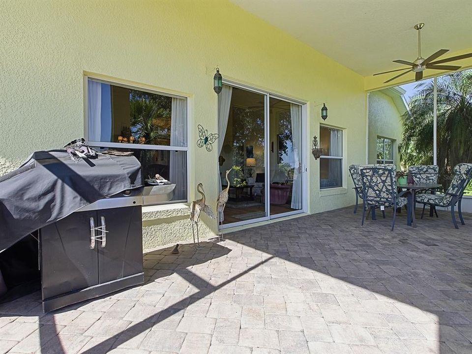 待售: $425,000 (3 贝兹, 2 浴室, 2607 平方英尺)